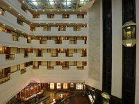 Sun-n-Sand Pune 5*