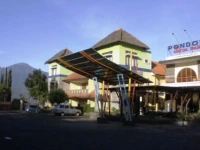 Pondok Jatim Park Hotel & Cafe 3*