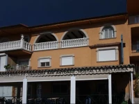 Hostal y Apartamentos Rurales la Bellosina 2*