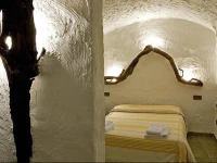 Cuevas La Atalaya 1*