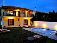 Four Seasons Villas