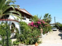 Villa Maria Apartments Chrani 2*
