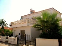Villa Bardos 