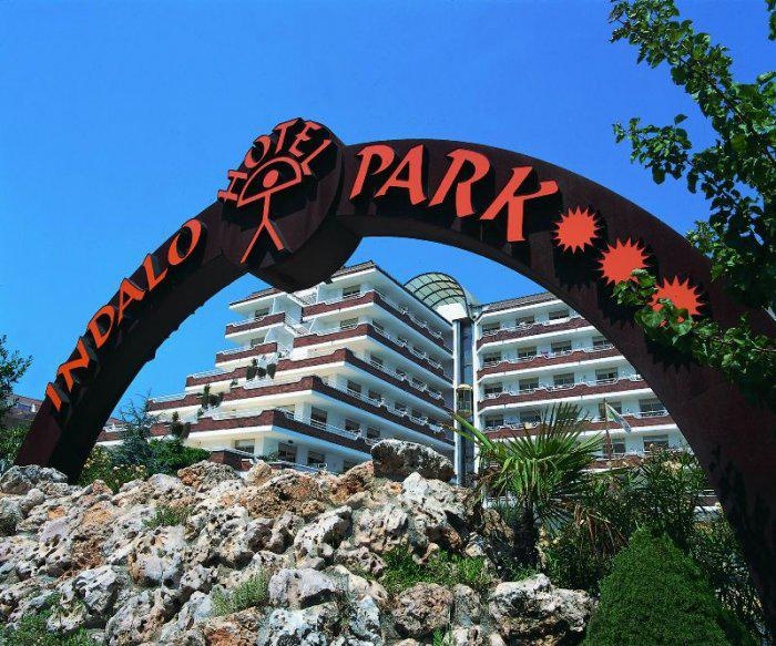 Indalo Park 3*