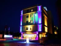 Holiday Inn Express Altunizade 4*