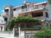 Villa Olga Dvor 3*