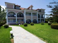 Sofia-Yiota Studios and Apartments 