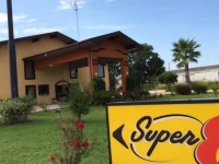 Super 8 Kinder 2*