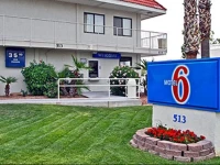 Motel 6 Phoenix Tempe - Broadway - Asu 1*