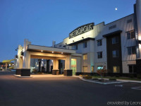 Metropolis Resort