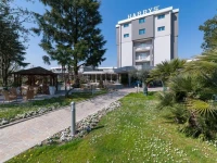 Hotel Harrys Garden 3*