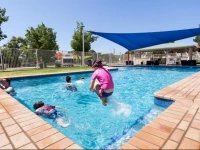 Dubbo City Holiday Park 4*