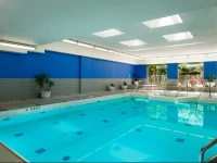 Ramada Plaza Toronto 3*