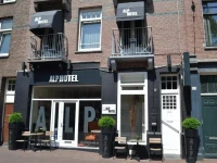 Alp Hotel Amsterdam 2*