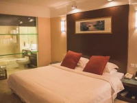 Rong Qiao Hotel 4*