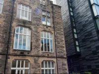 Luxury Quartermile Self Catering Apartment 2*