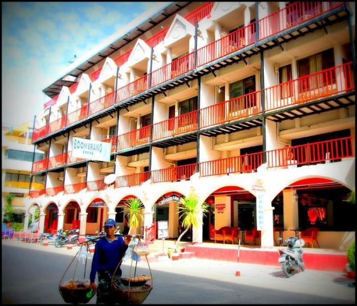Boomerang Inn 3*