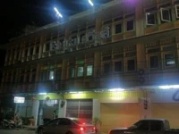 Queen Hotel Suratthani 2*