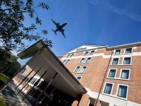 Hilton London Heathrow Airport Terminal 5 4*