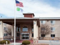 Holiday Inn Express Scottsbluff - Gering 2*