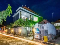 Nitya Homestay Lembongan 2*
