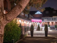 Fairlawns Hotel And Spa 4*