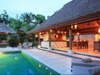 Villa Bayu 3*