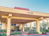 La Quinta Inn Oakland Airport Coliseum 2*