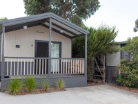 Airport Tourist Village Melbourne 3*