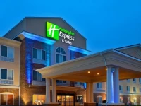 Holiday Inn Express Hotel & Suites Mattoon 2*
