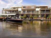 Hotelsuites de Driesprong 4*