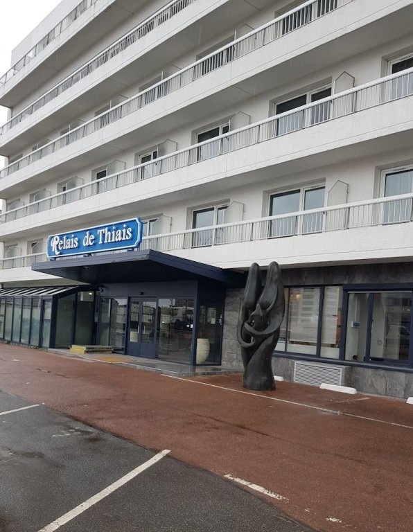 Le Relais de Thiais 2*