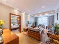 Peninsula Hotel Yichang 4*