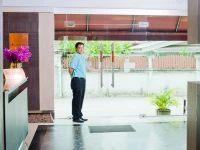 Kingston Suites Bangkok 3*