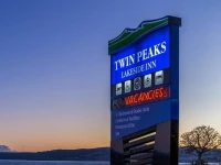 Twin Peaks Lakeside Inn 4*