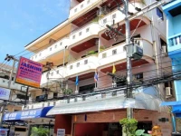 Jasmine Villa Pattaya 2*