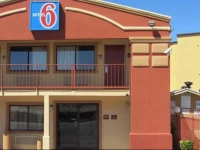 Motel 6 El Paso West 2*