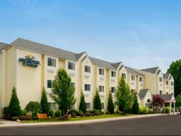 Microtel Inn & Suites Beckley East 3*