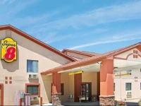 Super 8 Longmont/Del Camino 2*