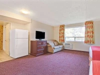 Howard Johnson Scarborough 3*
