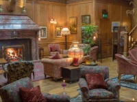 Lands of Loyal Hotel 4*