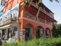 Jasmine House 2*