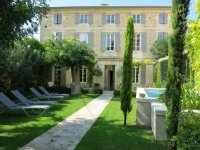 La Maison Saint Jean 2*
