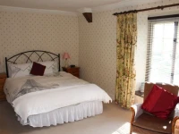 Yallands Farmhouse 4*