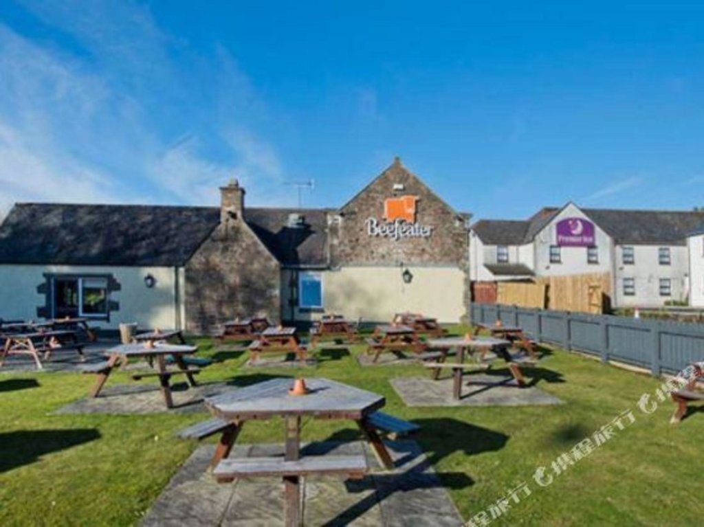 Premier Inn Dundee West 3*