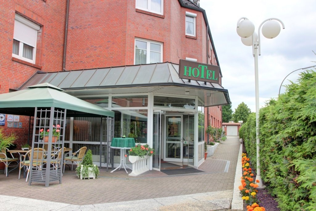 Hotel Heuberg 3*