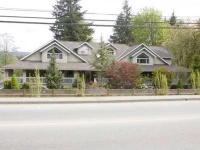 Hummingbird Guesthouse 2*
