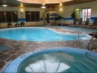 Canway Inn & Suites 2*