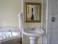 Acacia Bed & Breakfast 4*