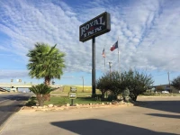 Royal Inn Pearsall 2*